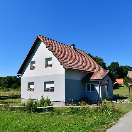 Apartamento Kuca Za Odmor Roby Saborsko Exterior foto