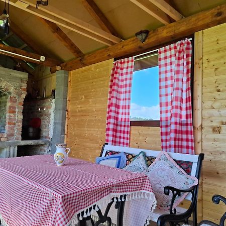 Apartamento Kuca Za Odmor Roby Saborsko Exterior foto