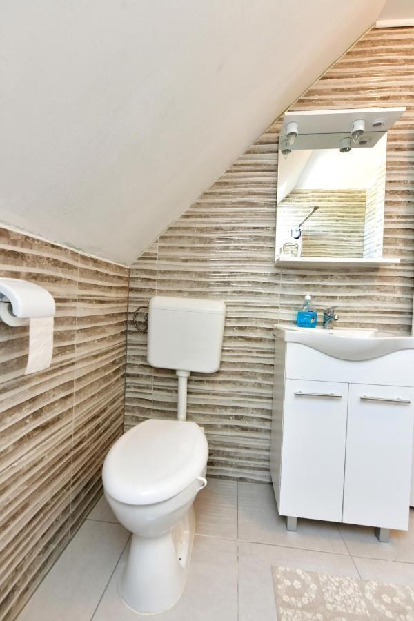 Apartamento Kuca Za Odmor Roby Saborsko Exterior foto